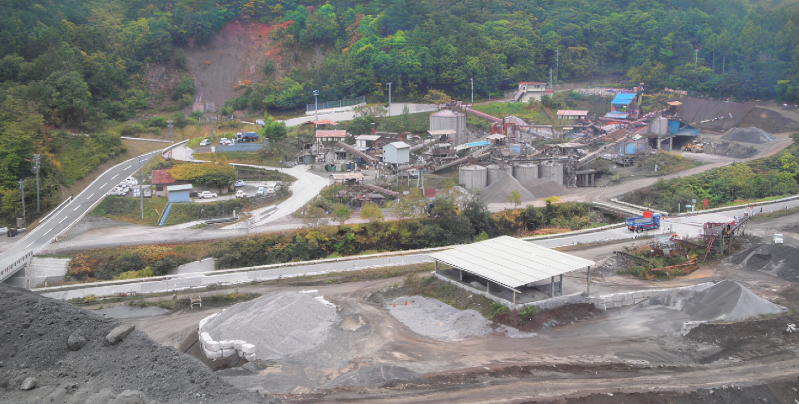 蓼科砕石工場 俯瞰